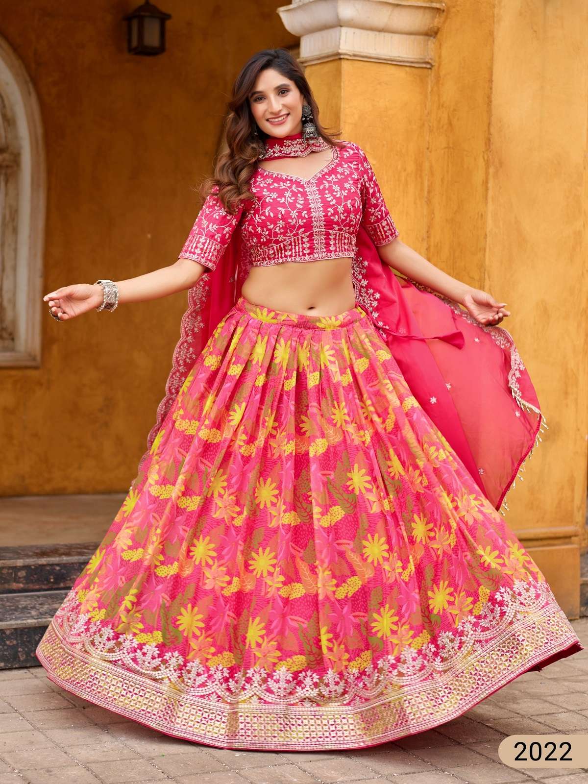 INDIAN DESIGNER BOLLYWOOD WEDDING PARTY WEAR RANI PINK PRINTED SILK LEHENGA CHOLI MHVS 2022