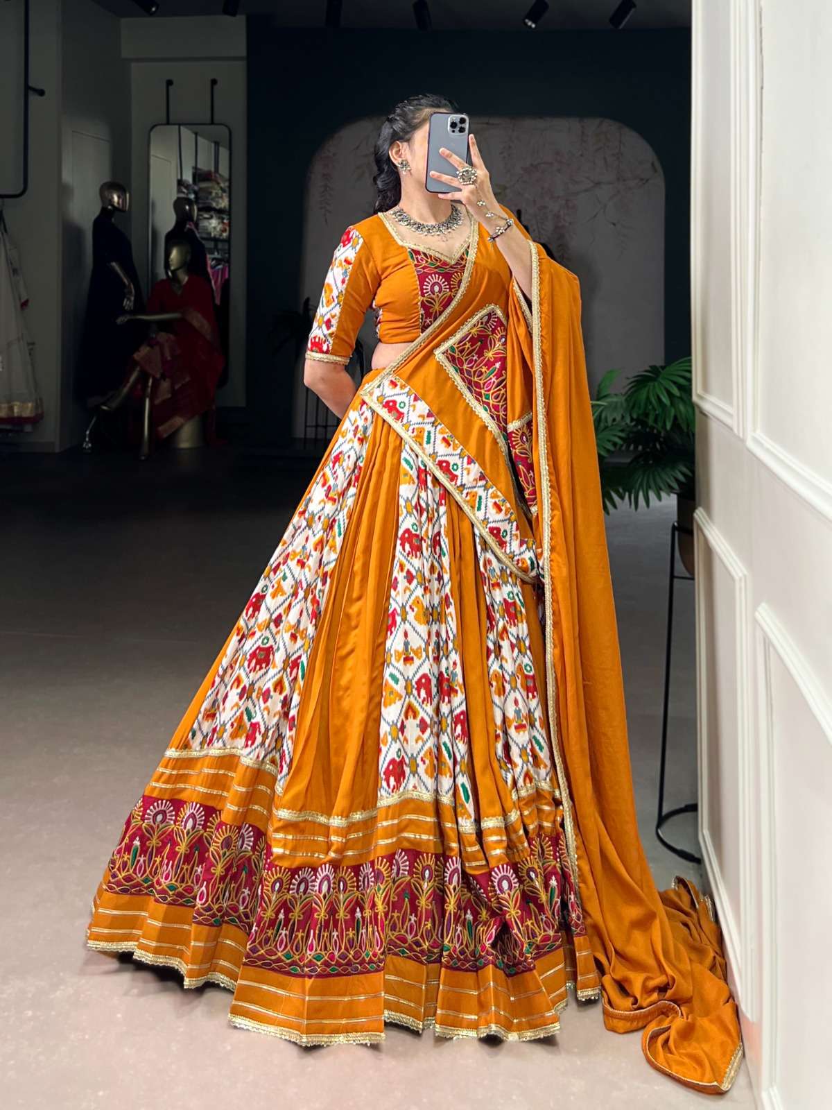 RAYON COTTON NAVRATRI WEAR ORANGE LEHENGA BLOUSE BLOUSE PAIR COLLECTION LNB 1685