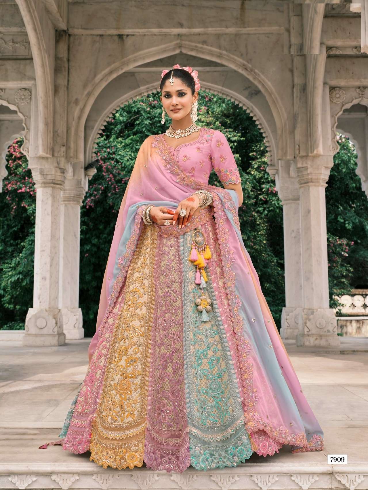 DESIGNER WEDDING WEAR INDIAN HEAVY MULTICOLOR SILK LEHENGA CHOLI WITH NET DUPATTA SM TATHASTU 7909
