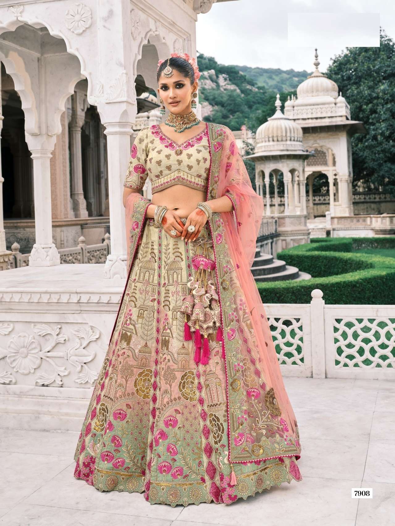 DESIGNER WEDDING WEAR INDIAN HEAVY OFF WHITE SILK LEHENGA CHOLI WITH NET DUPATTA SM TATHASTU 7908