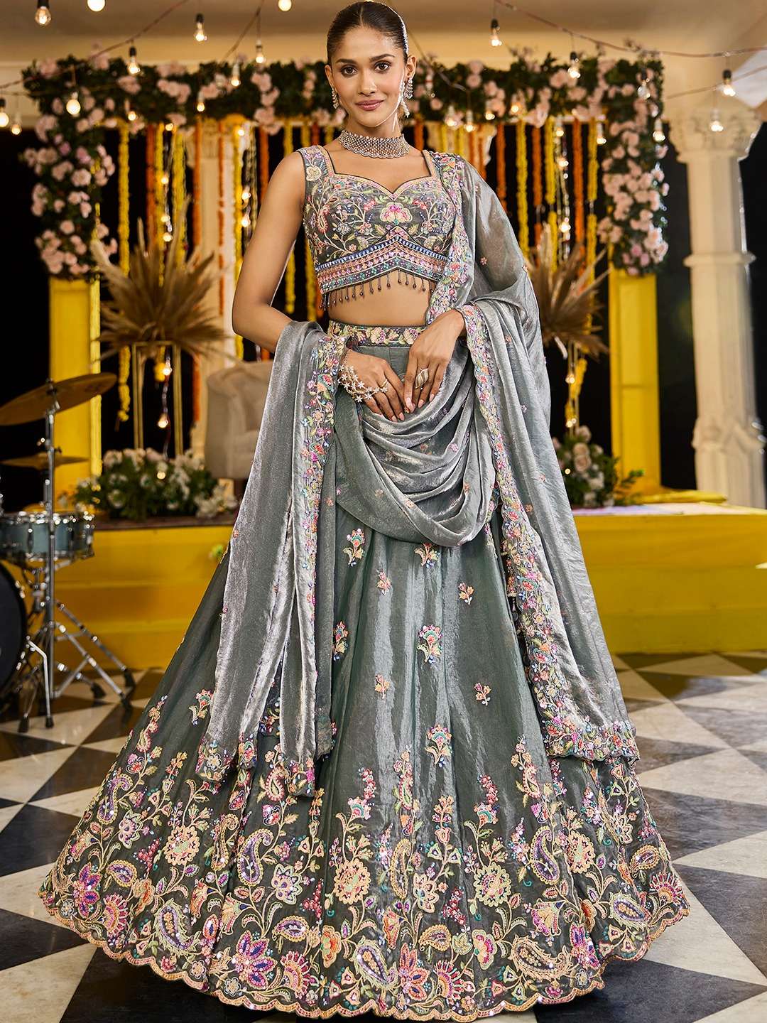 INDIAN DESIGNER BOLLYWOOD WEDDING PARTY WEAR HEAVY TISSUE SILK GREEN READYMADE LEHENGA CHOLI NT 6212 B