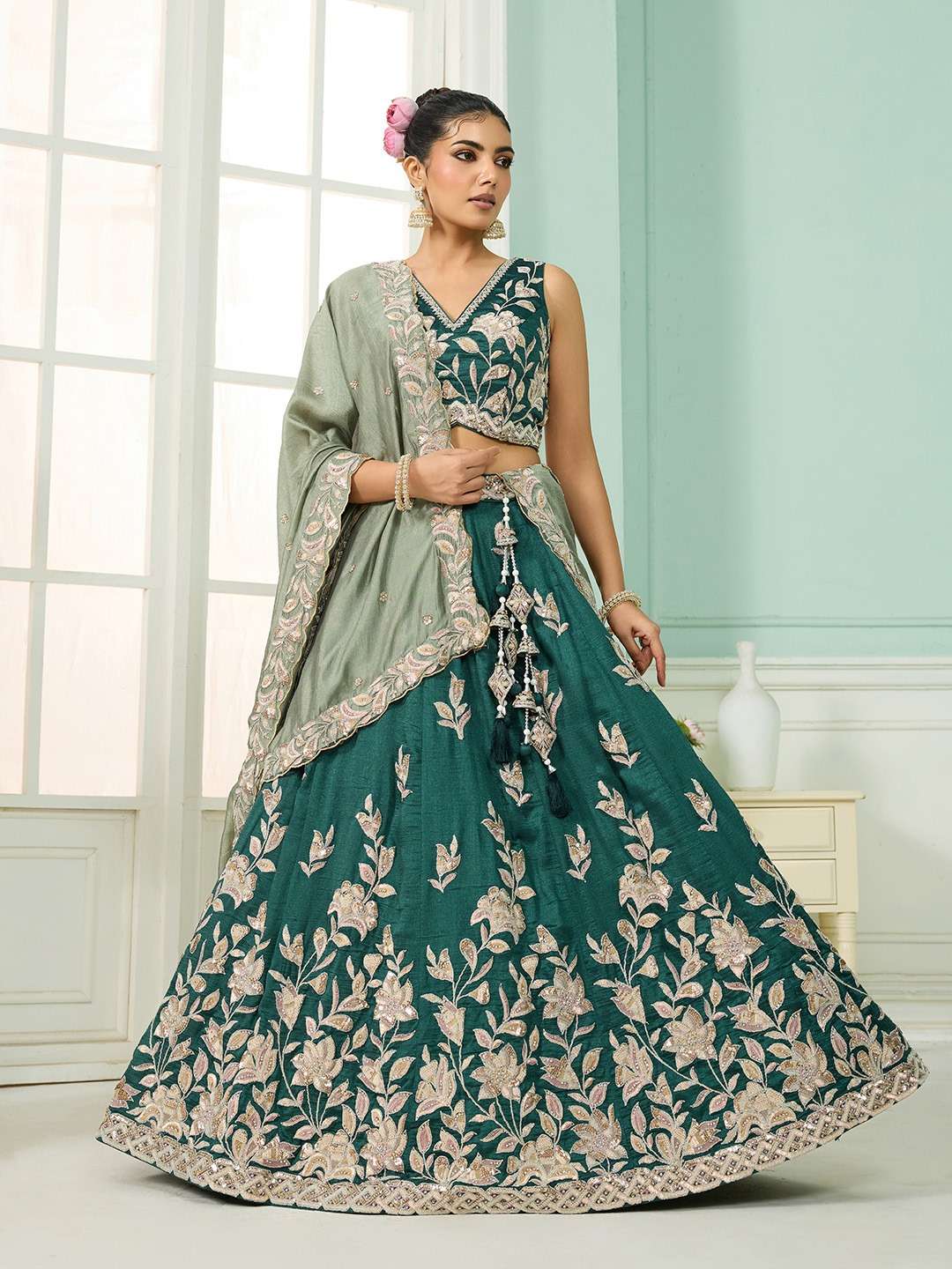 INDIAN DESIGNER BOLLYWOOD WEDDING PARTY WEAR HEAVY PREMIUM SILK GREEN LEHENGA CHOLI NT 6211 A