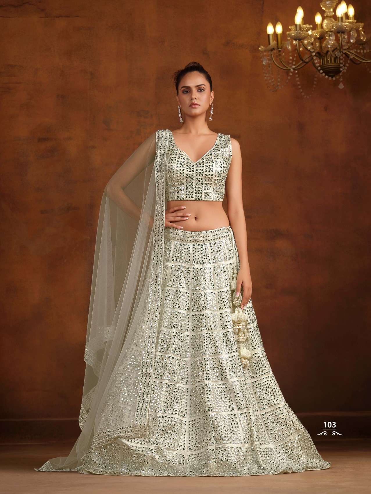 DESIGNER BOLLYWOOD BRIDAL WEDDING PARTY WEAR WHITE HANDWORK LEHENGA CHOLI NET FABRIC SENHORA DRESSES NVN 103