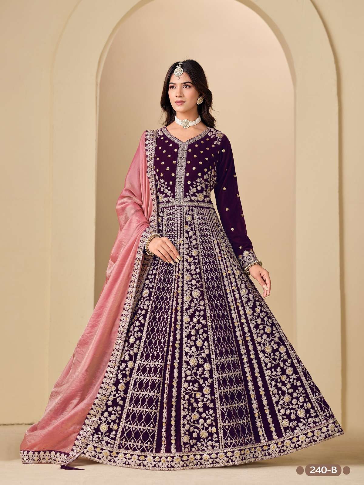 DESIGNER FANCY WEDDING PARTY WEAR PURPLE VELVET ANARKALI SALWAR SUIT GOWN ANY 240 B