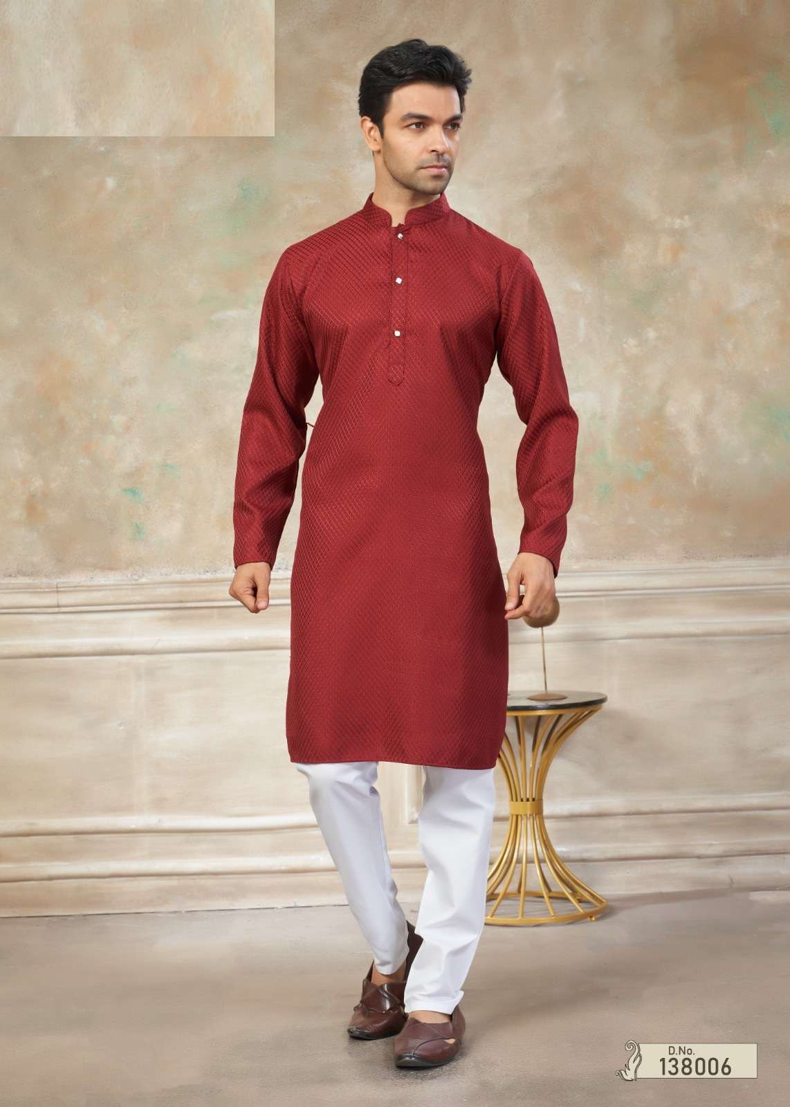 DESIGNER PARTY WEAR RED READYMADE MENS COTTON KURTA TT 138006