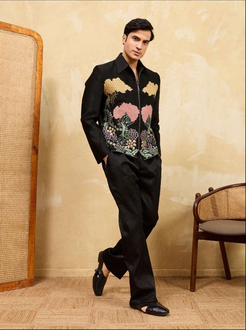 DESIGNER PARTY WEAR READYMADE INDIAN MENS VELVET BLACK JACKET PANT FOR WEDDING KF 21121