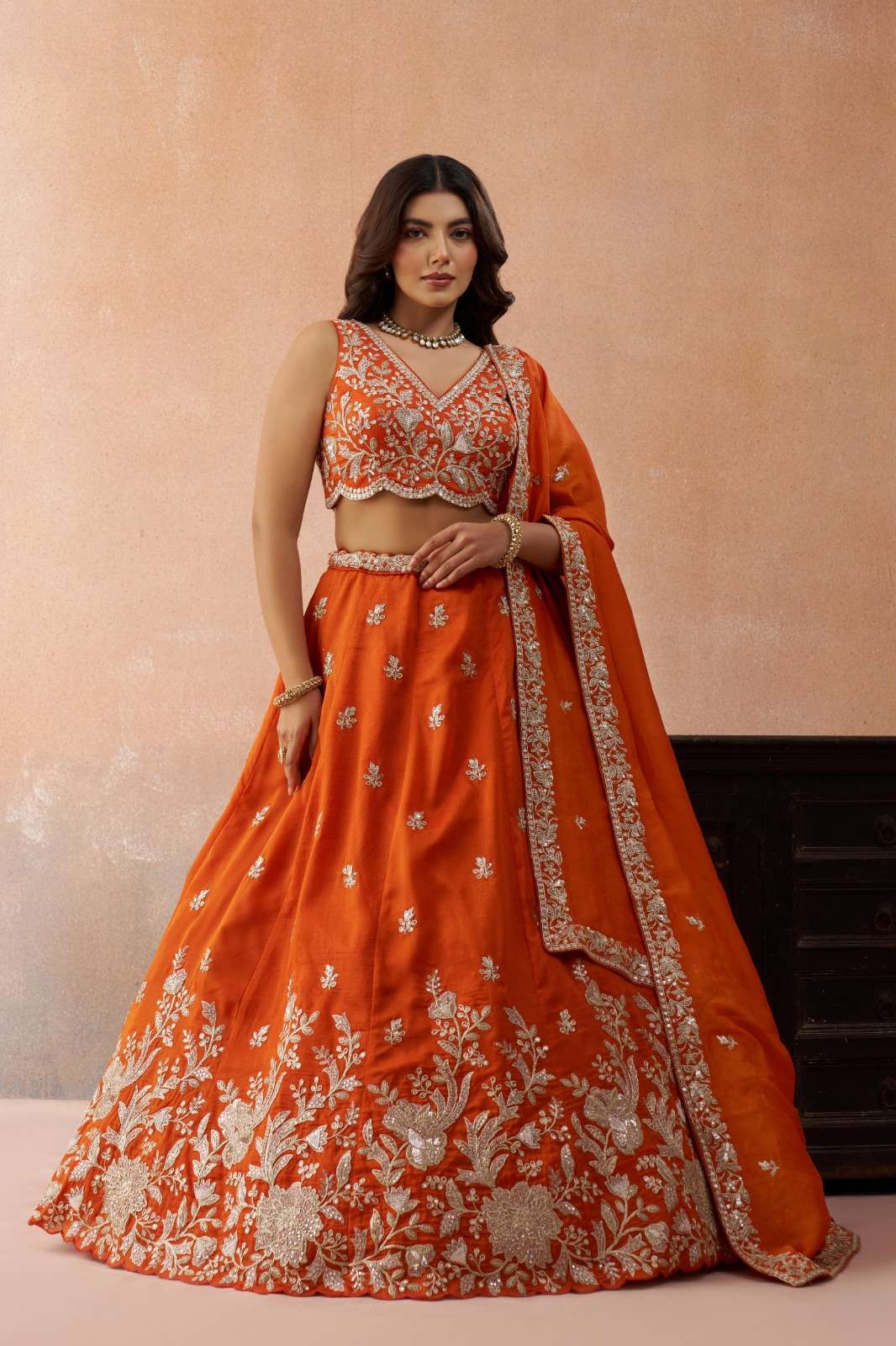 DESIGNER BOLLYWOOD BRIDAL WEDDING PARTY WEAR TISSUE SILK ORANGE LEHENGA CHOLI SENHORA DRESSES NT 6309 B