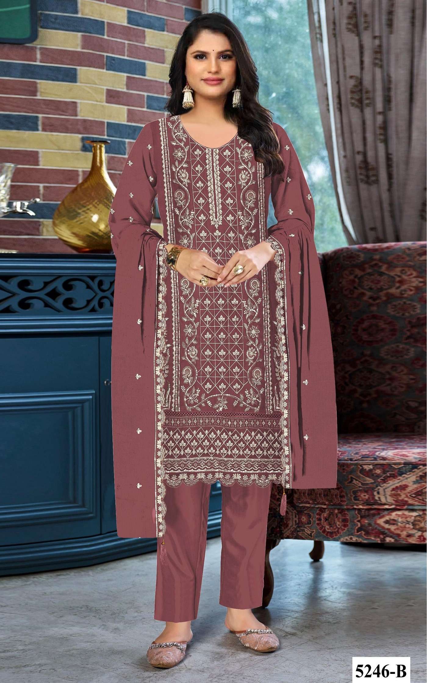 DESIGNER FANCY PARTY WEAR PINK CHIFFON PAKISTANI SALWAR SUIT JG 5246 B