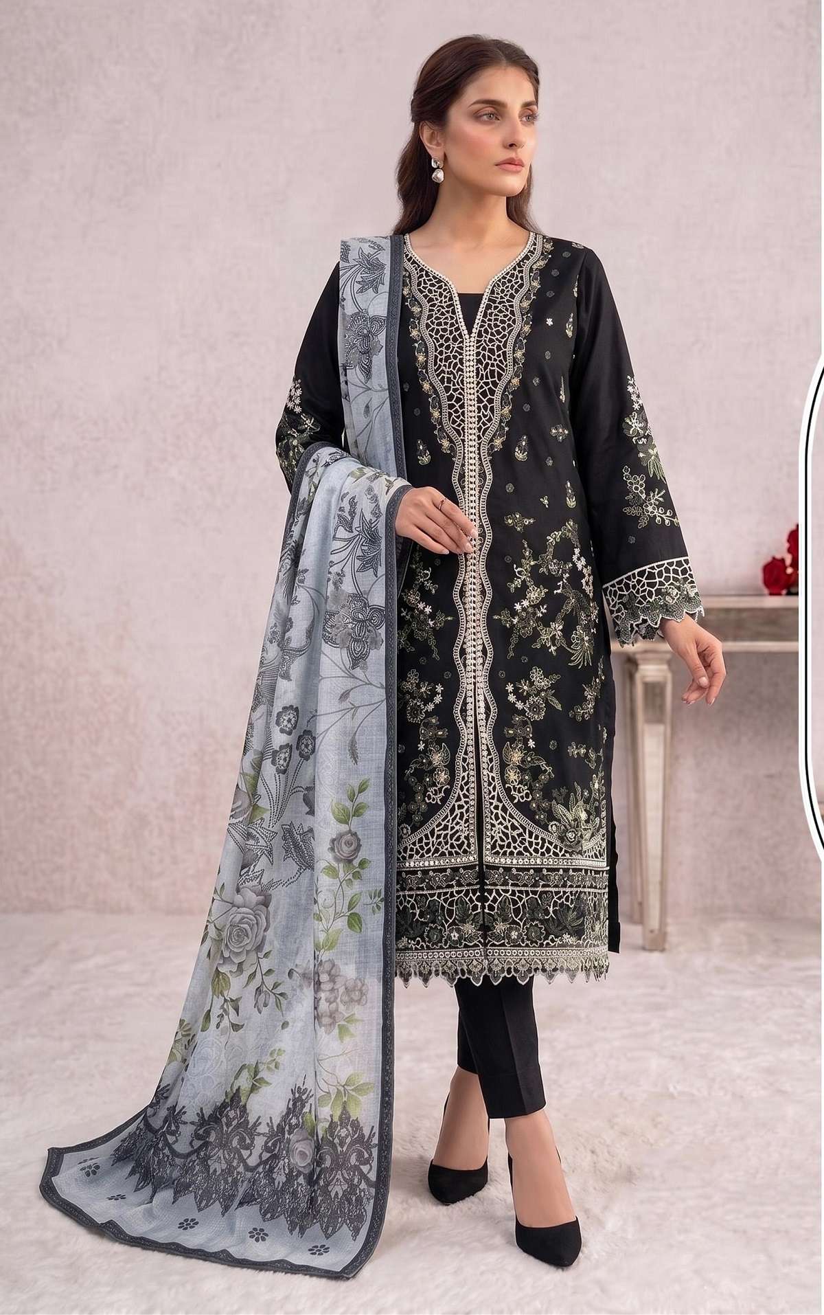DESIGNER FANCY PARTY WEAR SLUB COTTON BLACK PAKISTANI SALWAR SUIT JG 5217 E