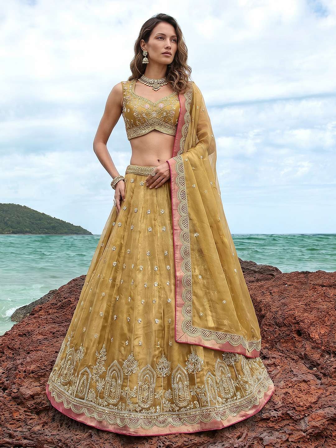 DESIGNER BOLLYWOOD BRIDAL WEDDING PARTY WEAR TISSUE SILK YELLOW LEHENGA CHOLI MOTI WORK NT 6316 A