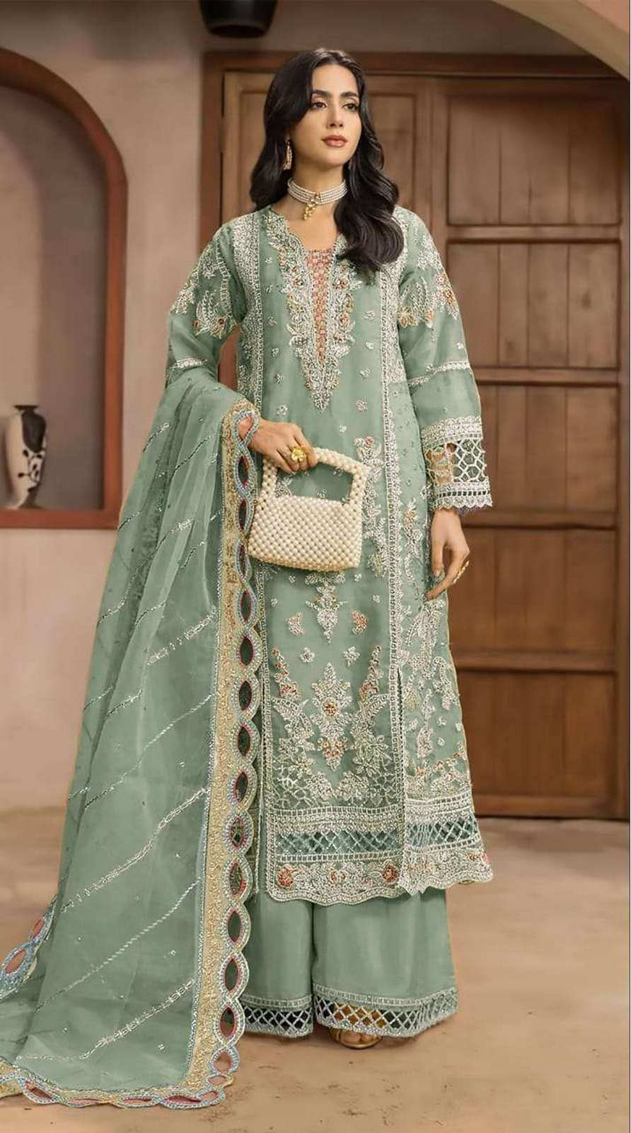 DESIGNER FANCY PARTY WEAR CHIFFON PISTA PAKISTANI SALWAR SUIT SHF 1232 B